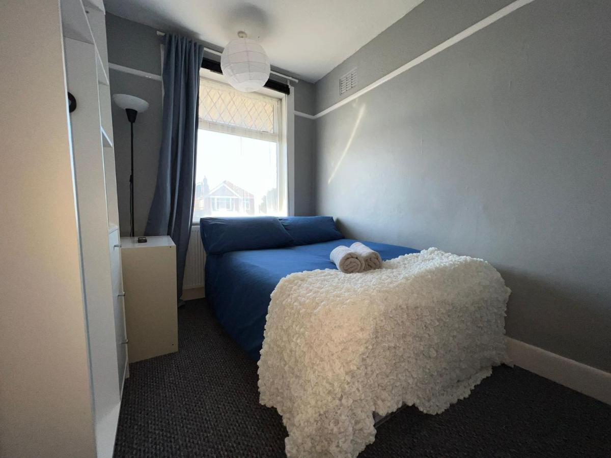 Shirley House: Centre Self-catering With Smart Access Guest house Southampton