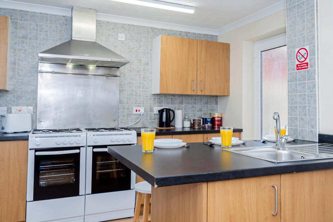 Shirley House: Centre Self-catering With Smart Access Guest house Southampton