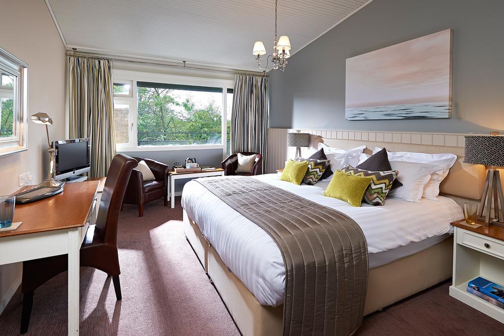 Potters Heron 3* Southampton