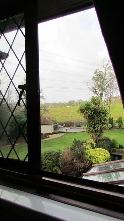 Bed & Breakfast Dale Farm House 4*