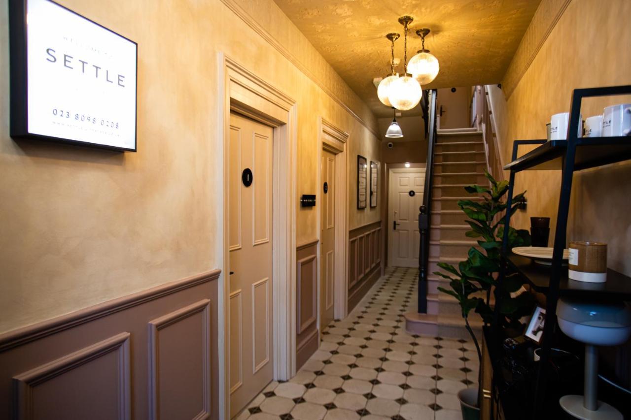 Apartment Settle - Stylish Self Check-in & Self Catering