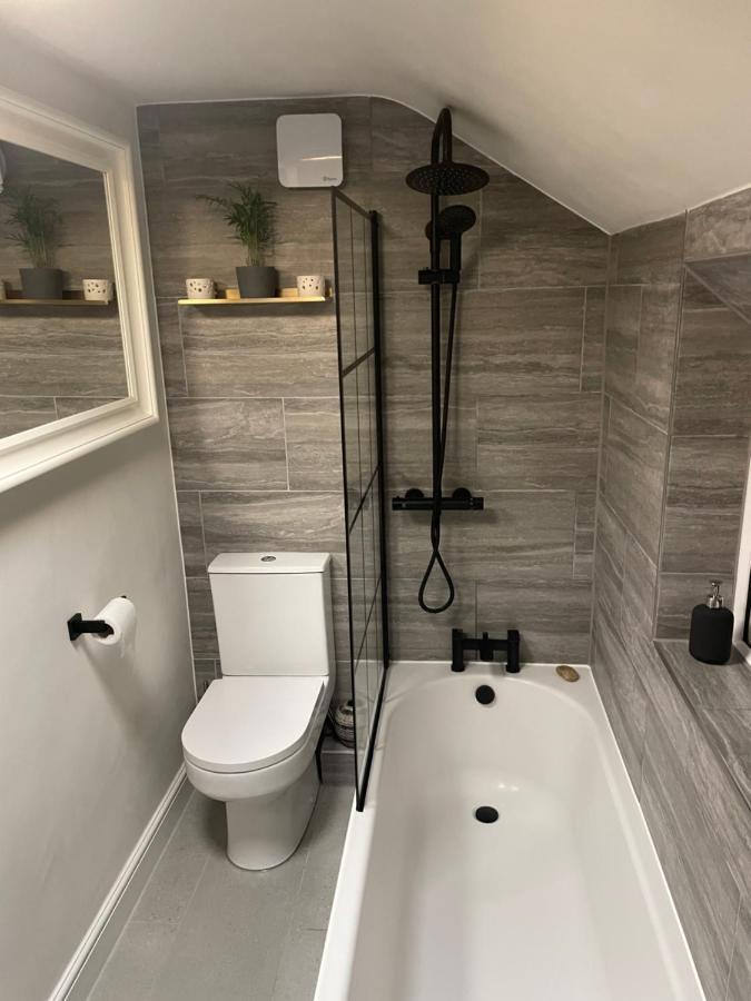 Quirky Edwardian/retro Hideaway *