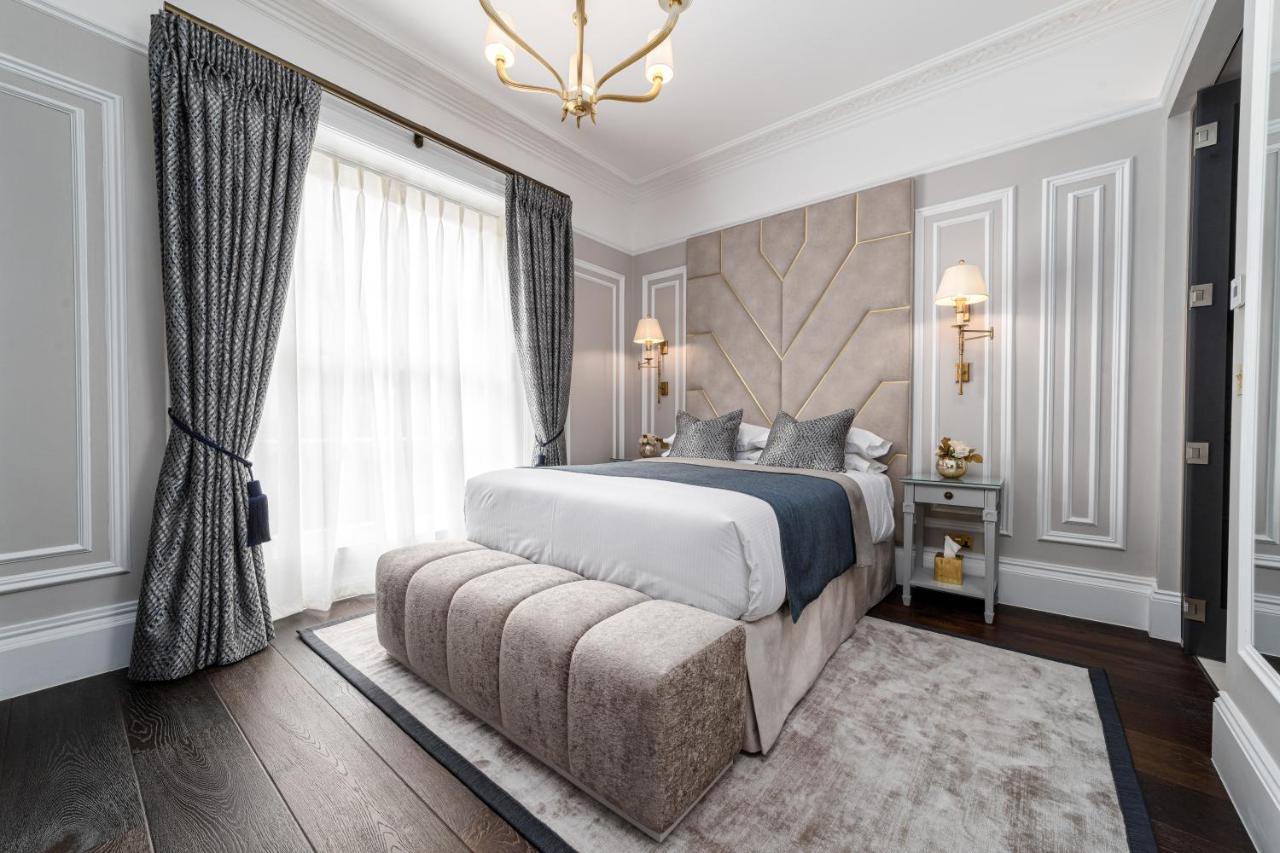 No.4 Carlton Hotel 5*