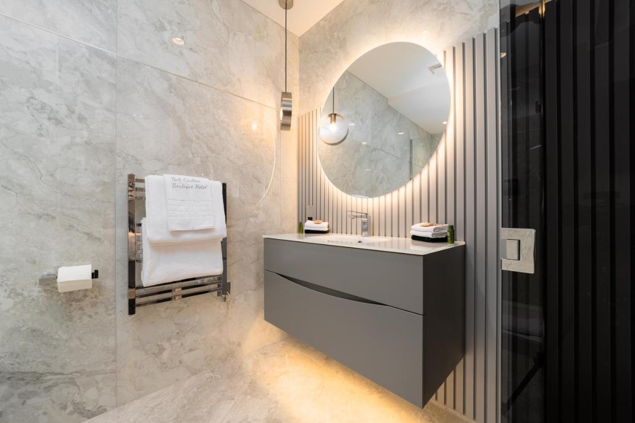 Hotel No.4 Carlton 5*