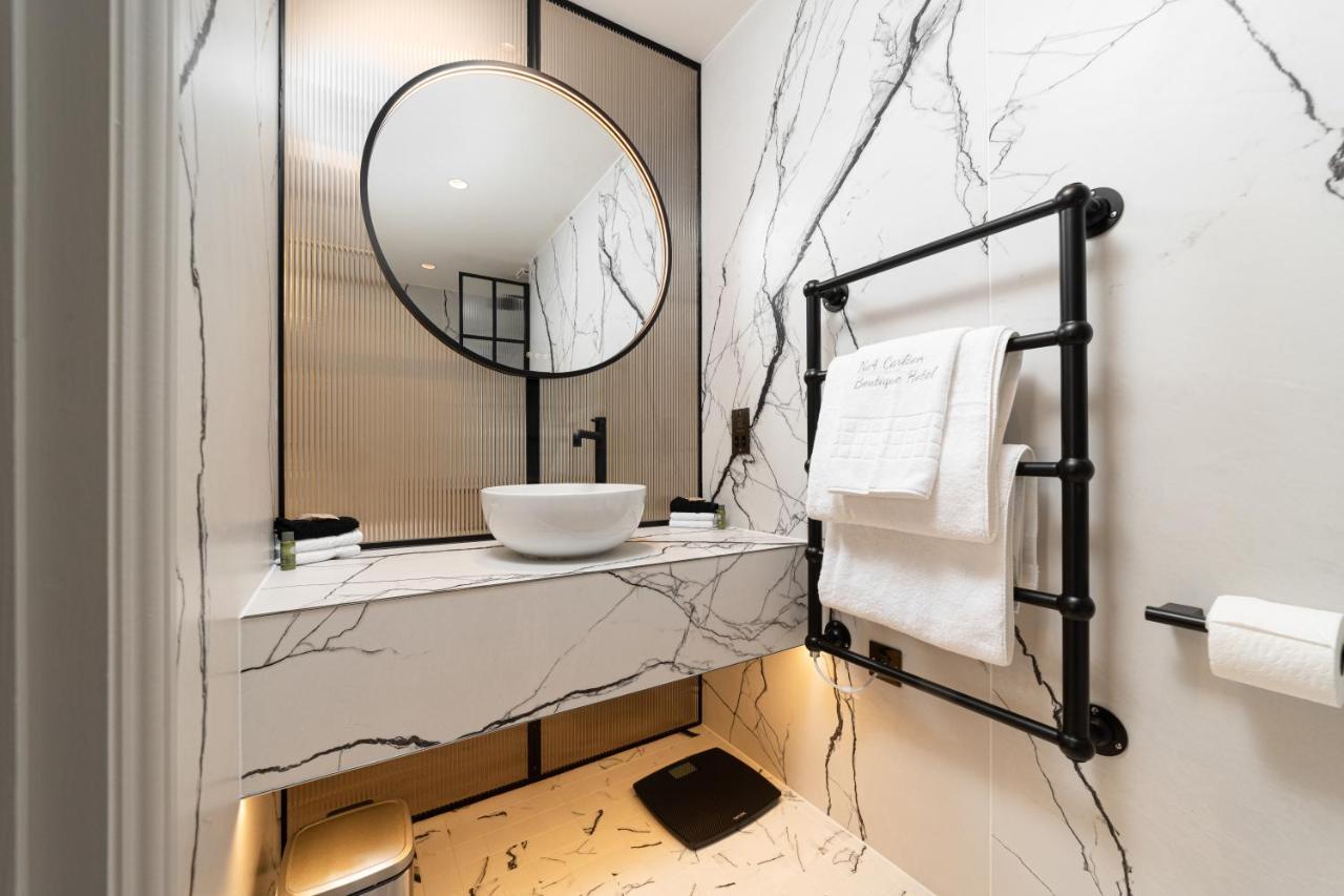 No.4 Carlton 5* Southampton