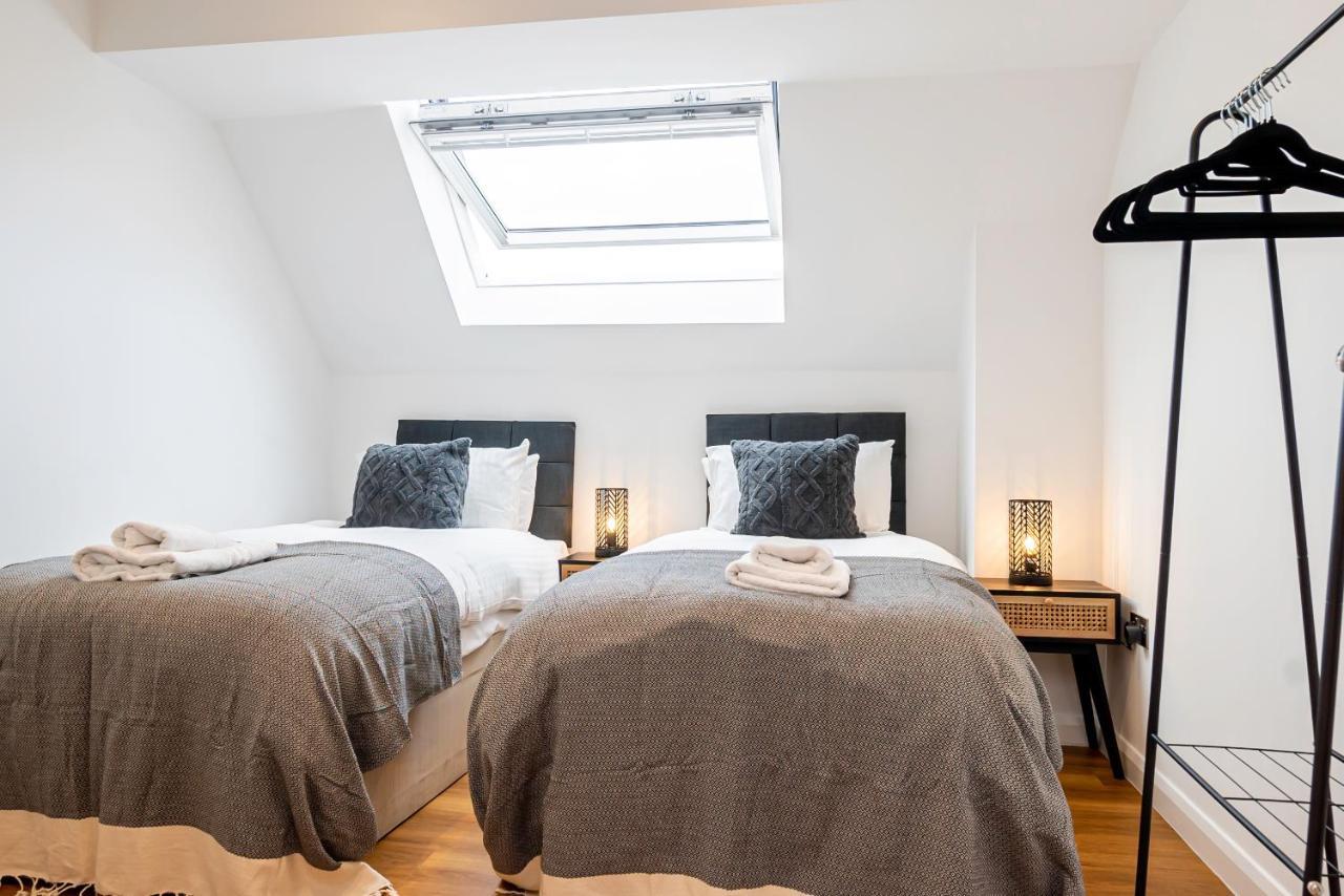 Modern 2-Bed Apartment Sleeps 5 Free Parking Southampton