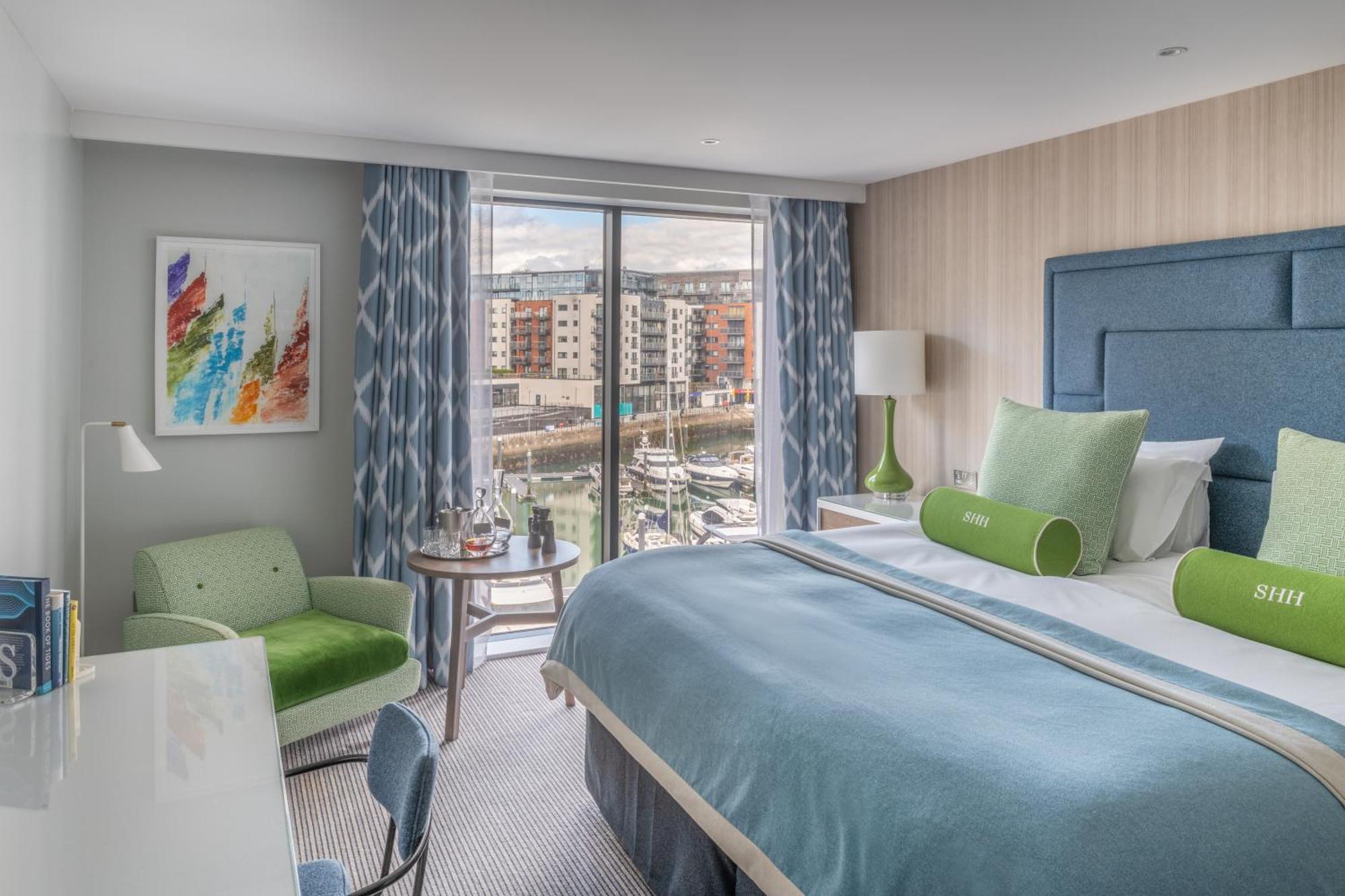 Harbour & 5* Southampton