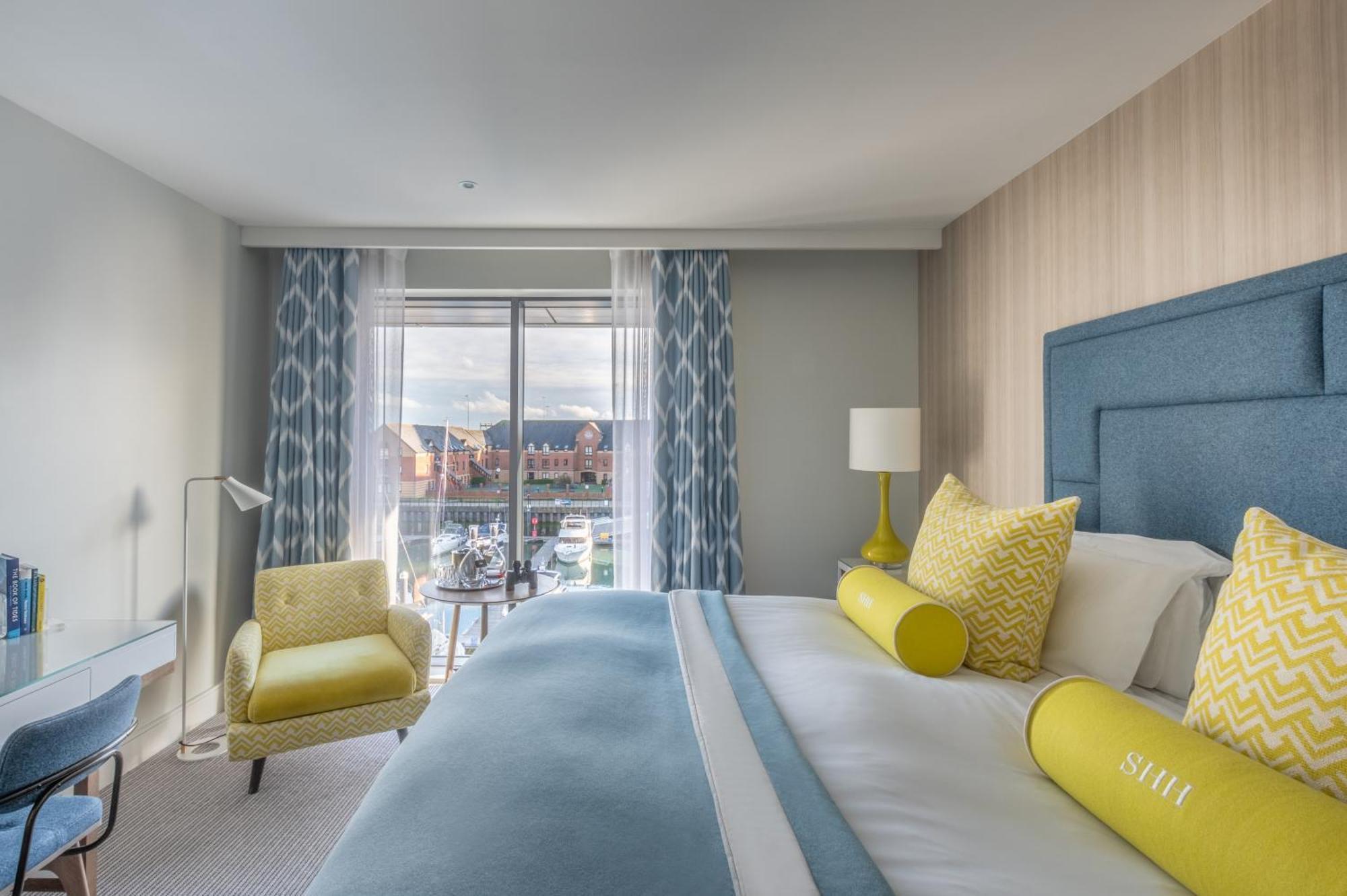 Harbour & 5* Southampton