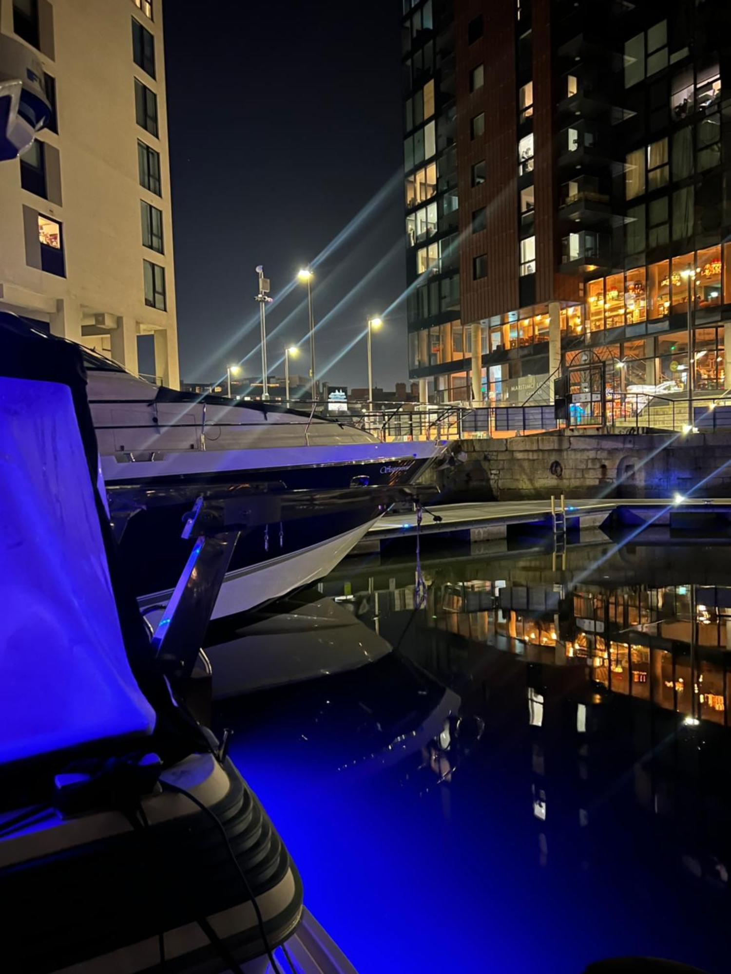 Botel Luxury Yacht Haven: Ocean Village Marina Southampton
