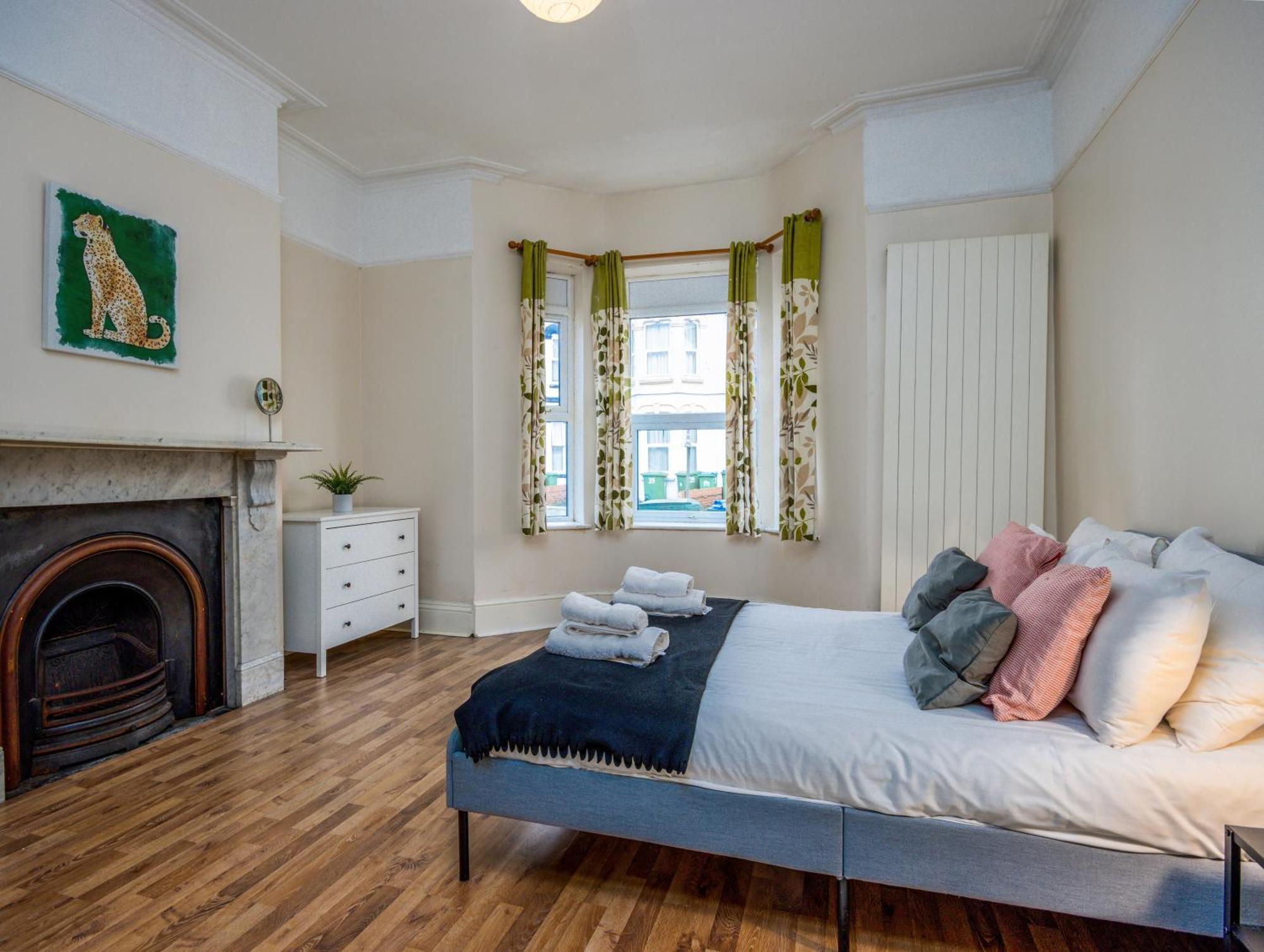 Apartment Spacious Flat In Centre With Garden