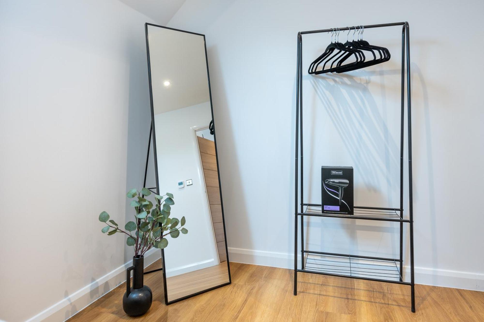 Luxury City Base 4 Beds, 2 Baths Parking Southampton