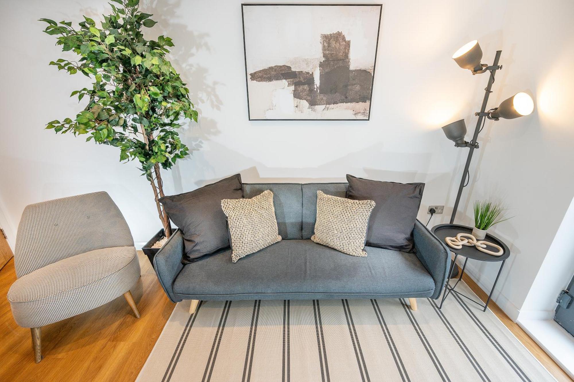 Apartment Luxury City Base 4 Beds, 2 Baths Parking