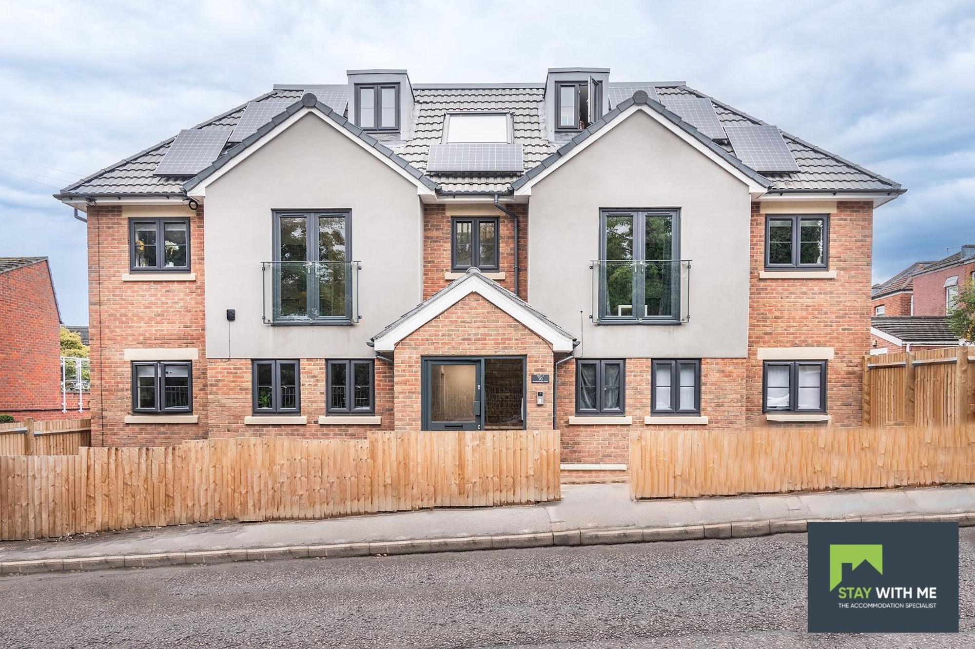 Modern 2-Bed Apartment Sleeps 5 Free Parking Southampton