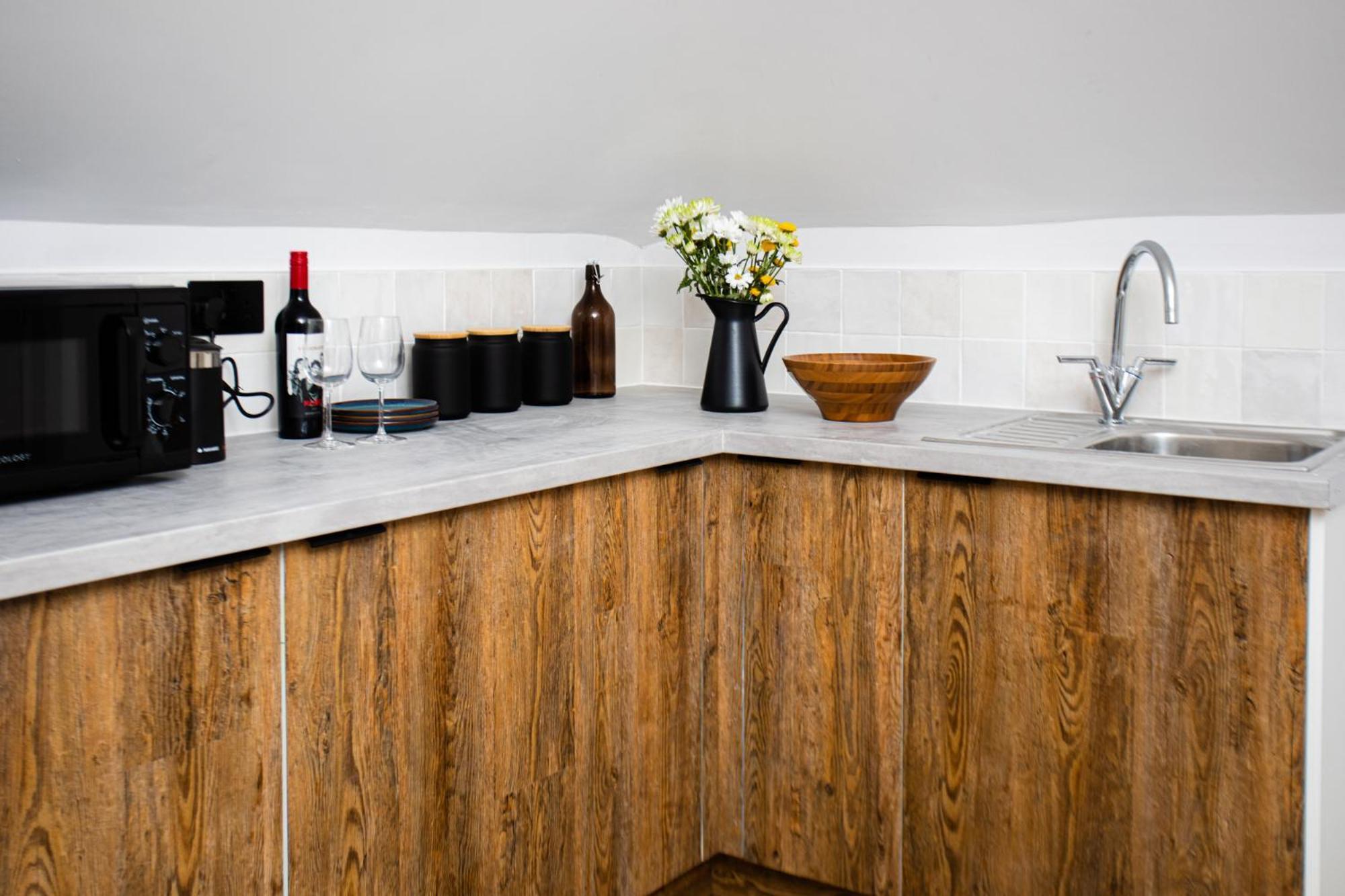 Settle - Stylish Self Check-in & Self Catering *