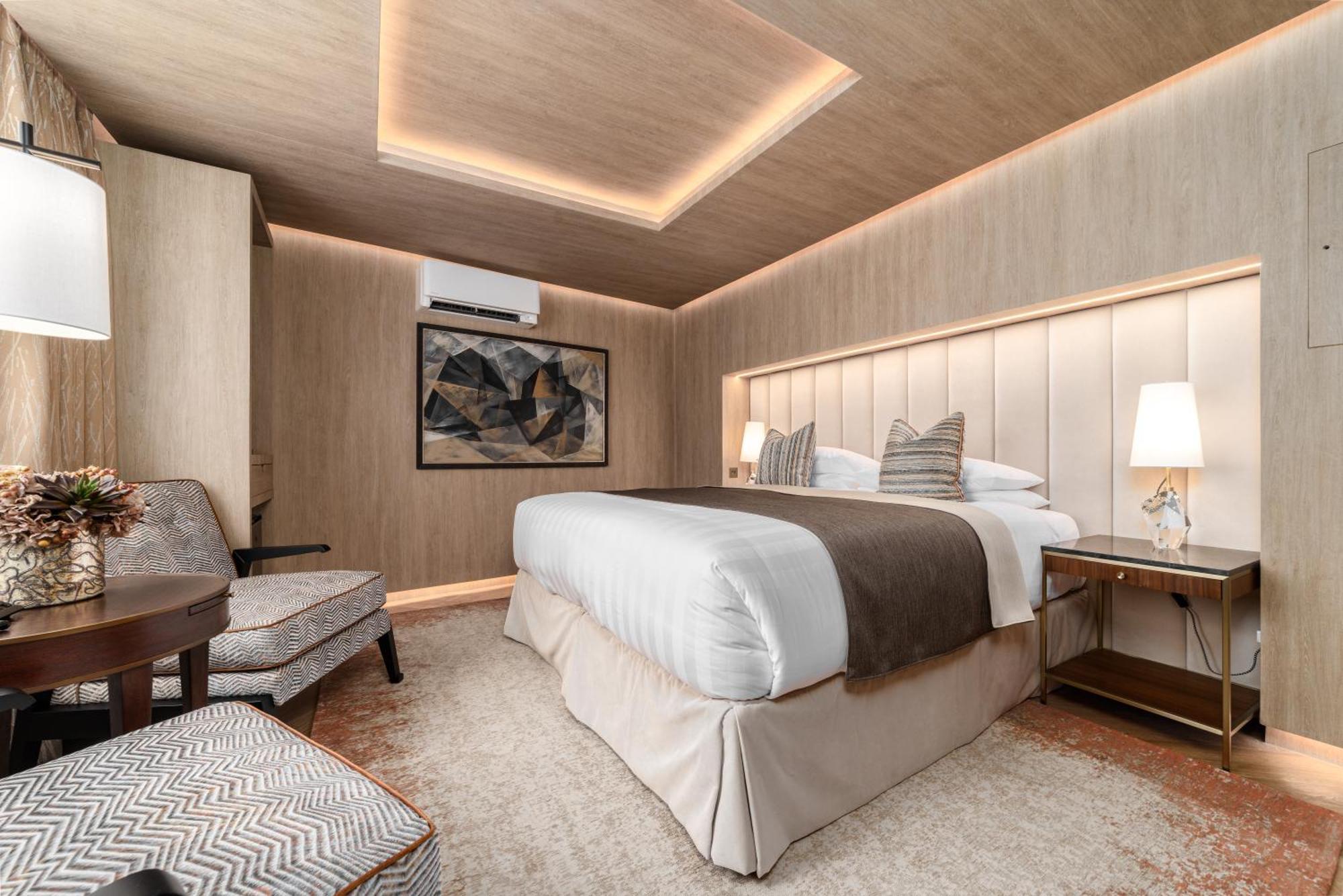 No.4 Carlton 5*