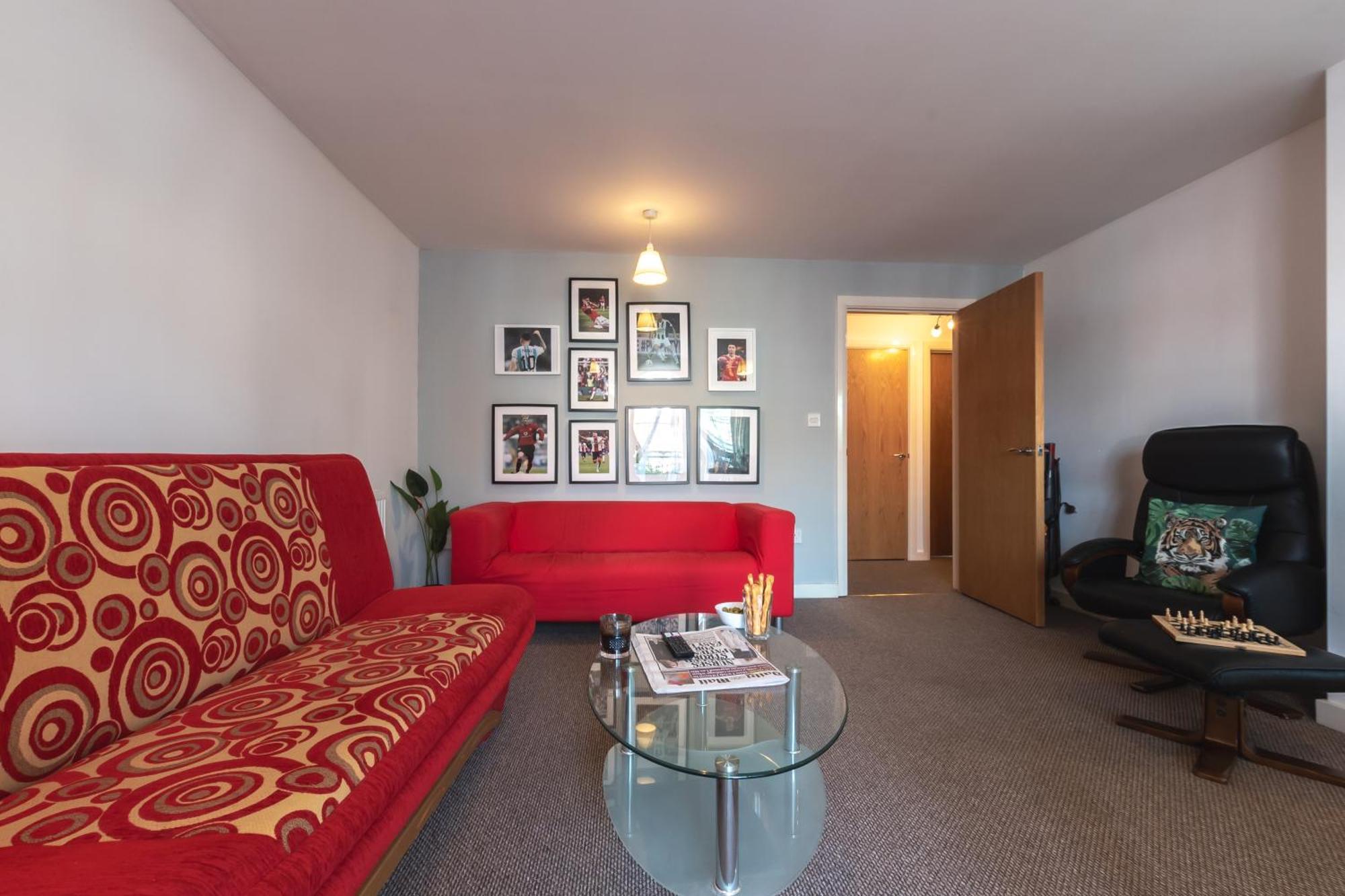 Accessible 2 Bedrooms Flat + P Apartment Southampton