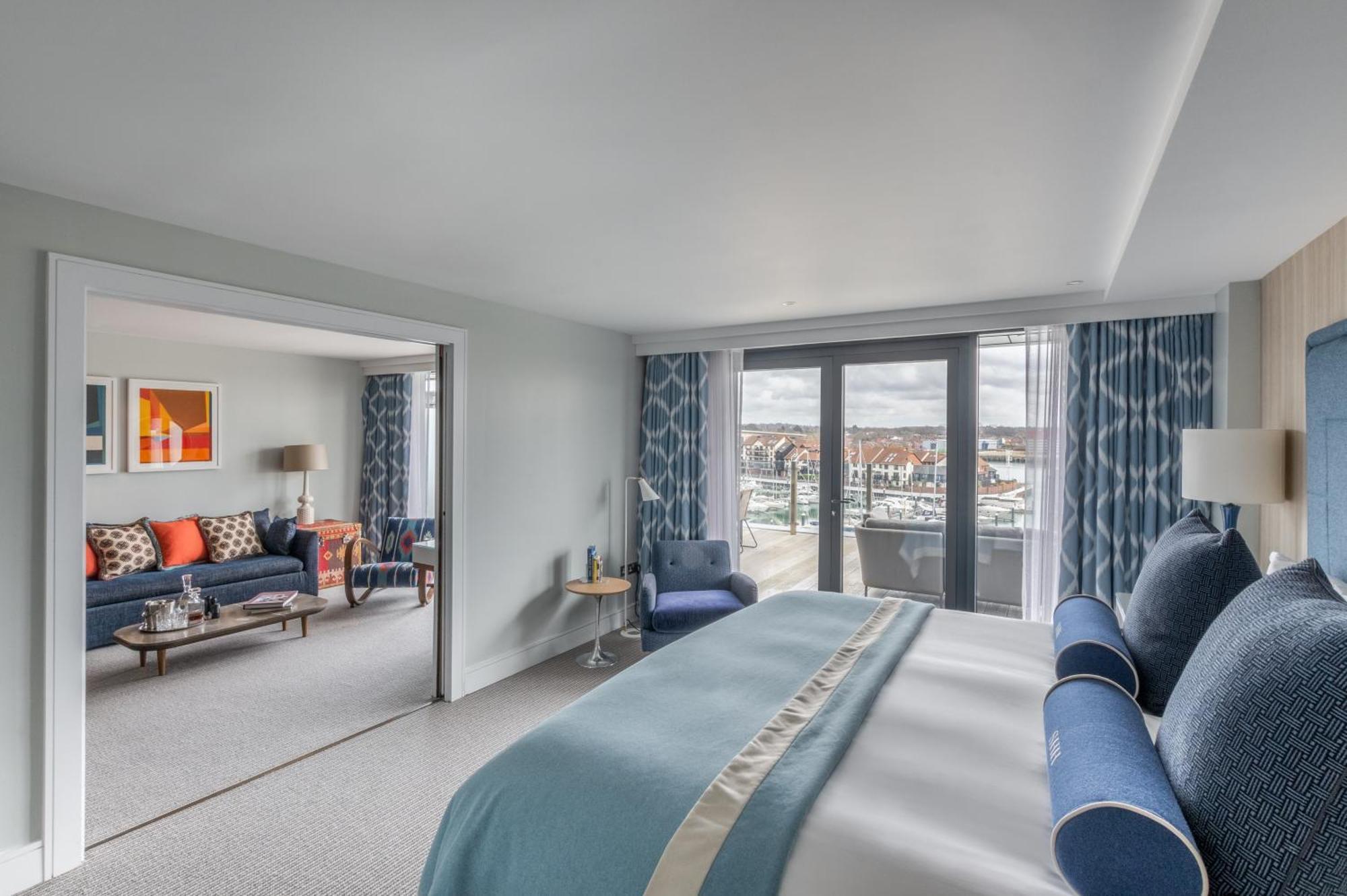 Hotel Harbour &
