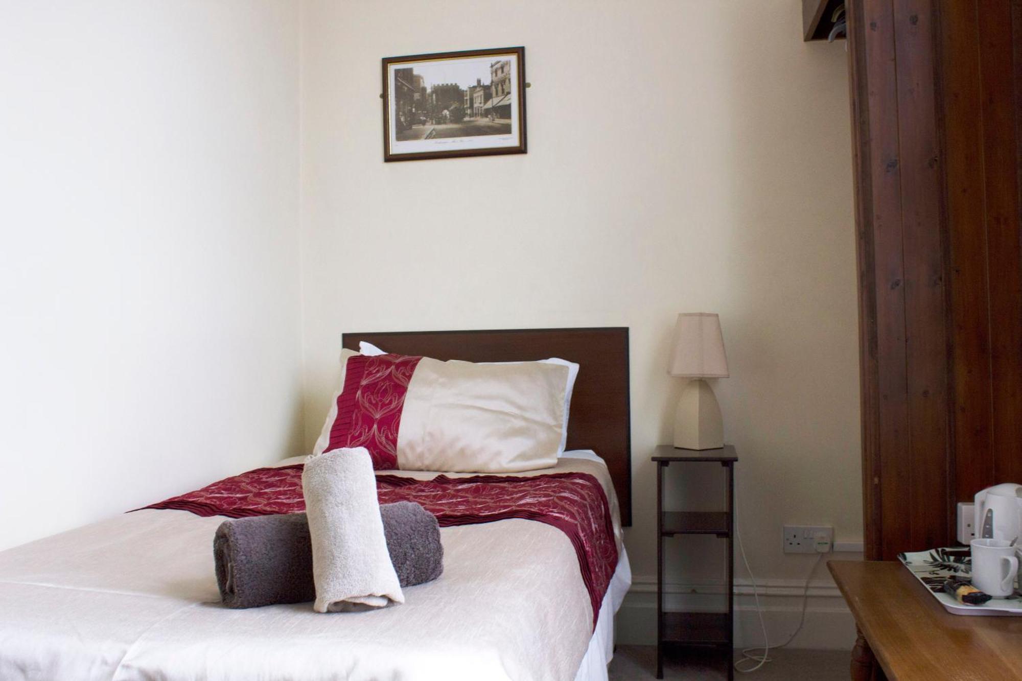 Landguard House Bed Only 3* Southampton
