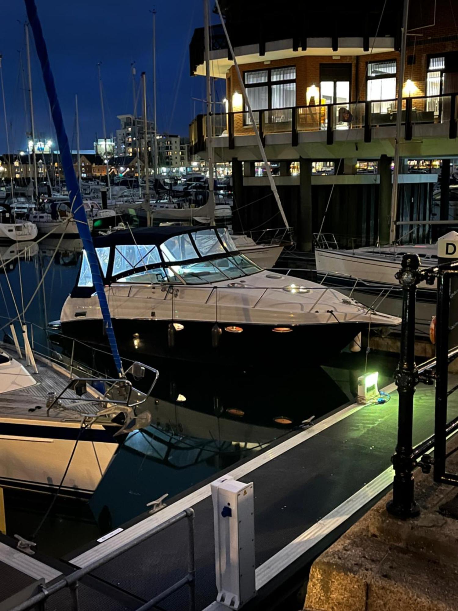 Delightful Boat In 5-star Marina - Ocean Village Botel Southampton