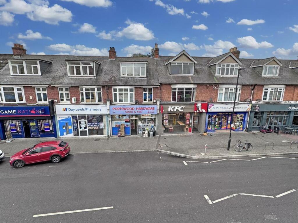 Homestay 2 Double Bedroom, Portswood, *