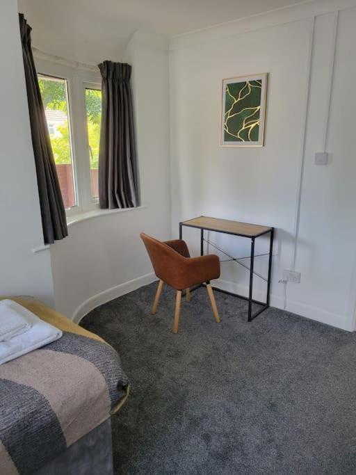 Peaceful Easy Access Holiday home *