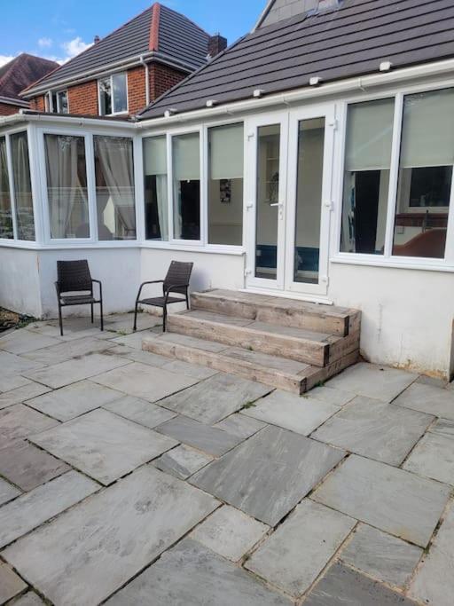 Peaceful Easy Access Holiday home *