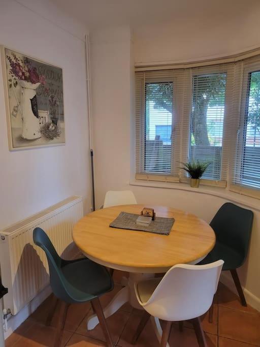 Holiday home Peaceful Easy Access