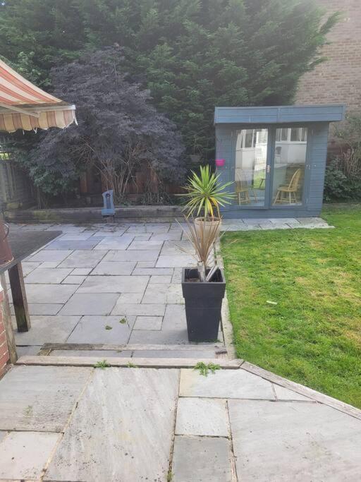 Peaceful Easy Access Holiday home *