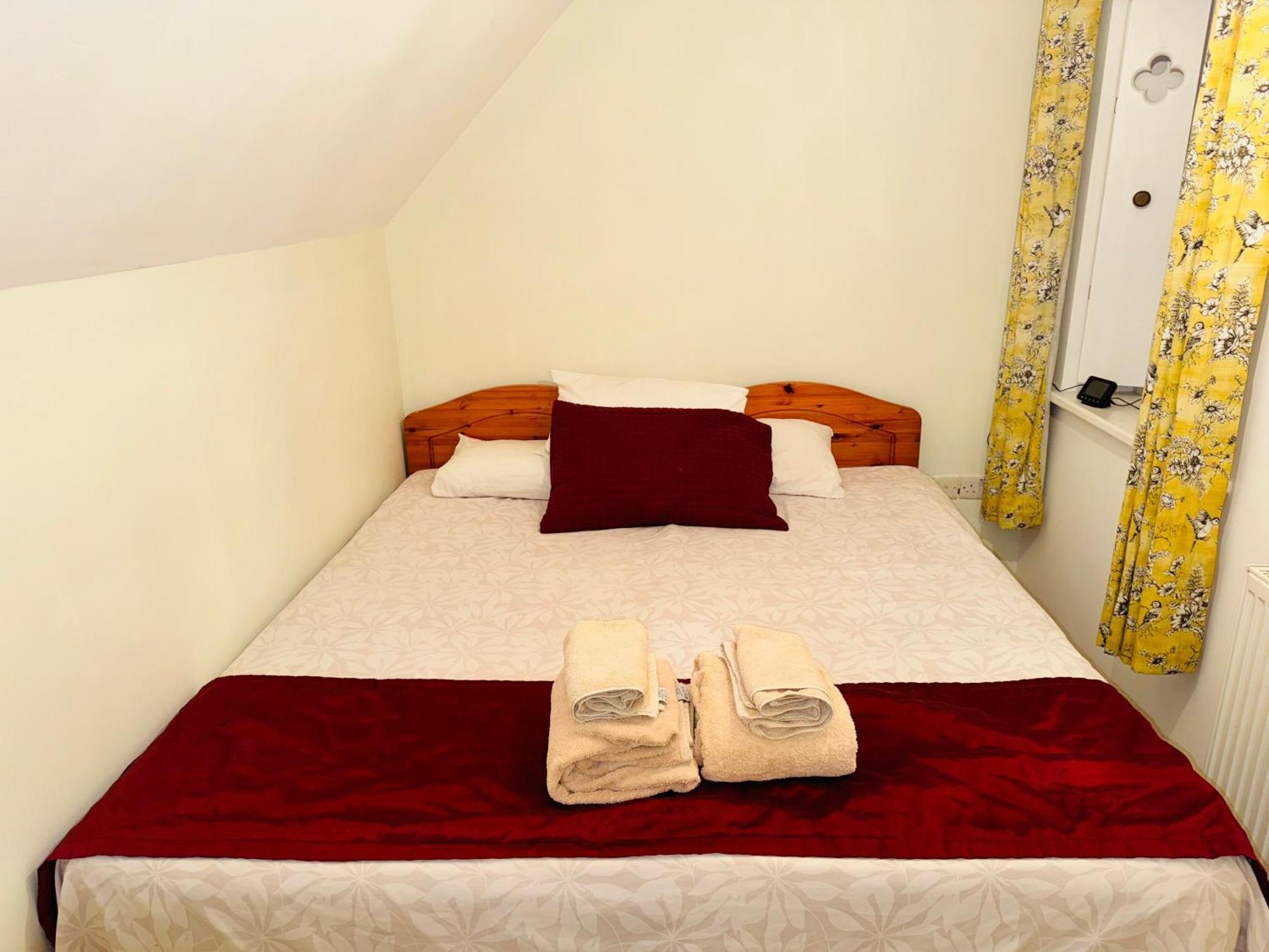 The Bliss Apartment, Self Check-in And Free Allocated Parking Apartment *