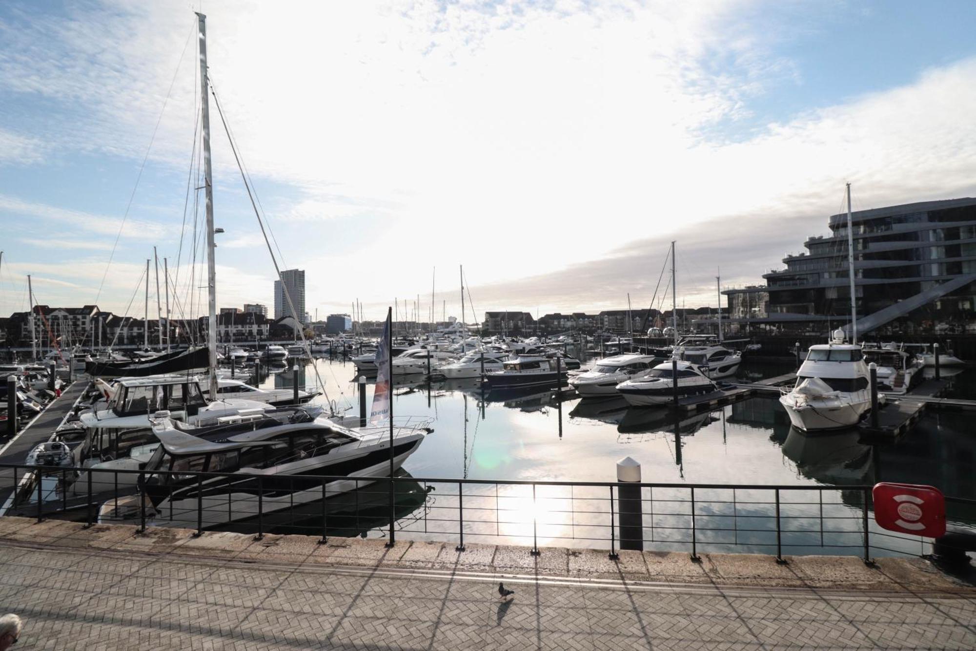 Brand New Apartment Southampton