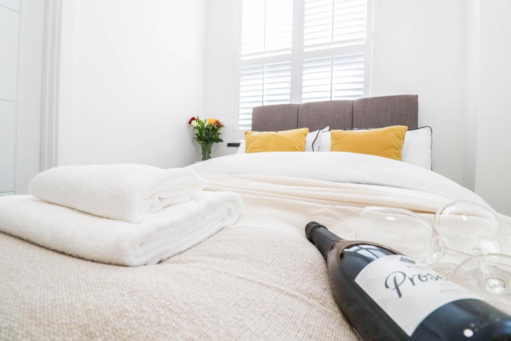 Brand New Apartment *