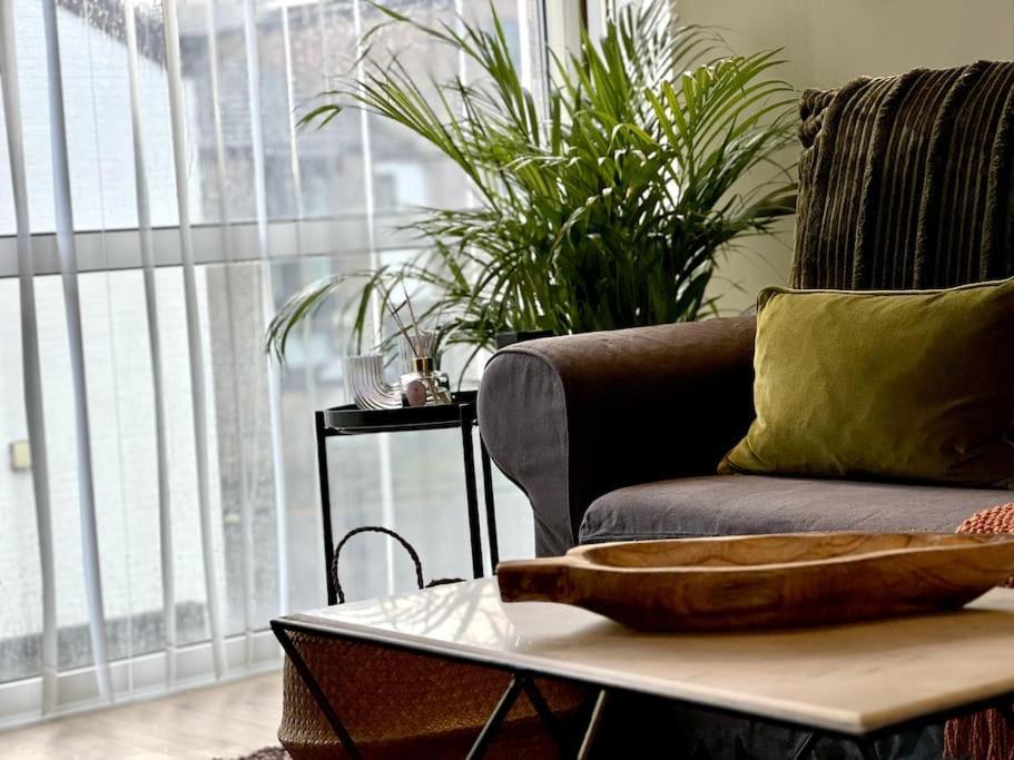 Boho Modern Entire House In Holiday home Southampton