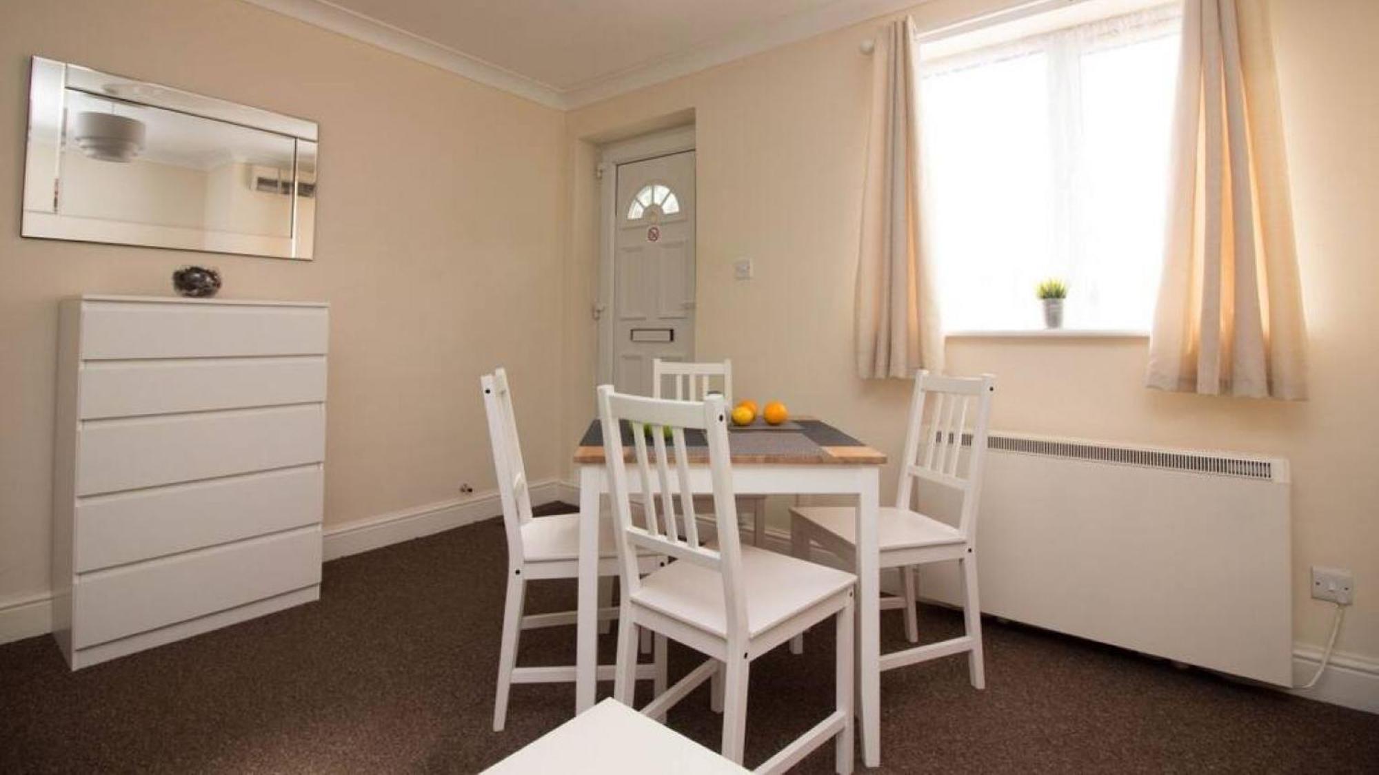 Stayzo Penthouse 1- Premier * Southampton