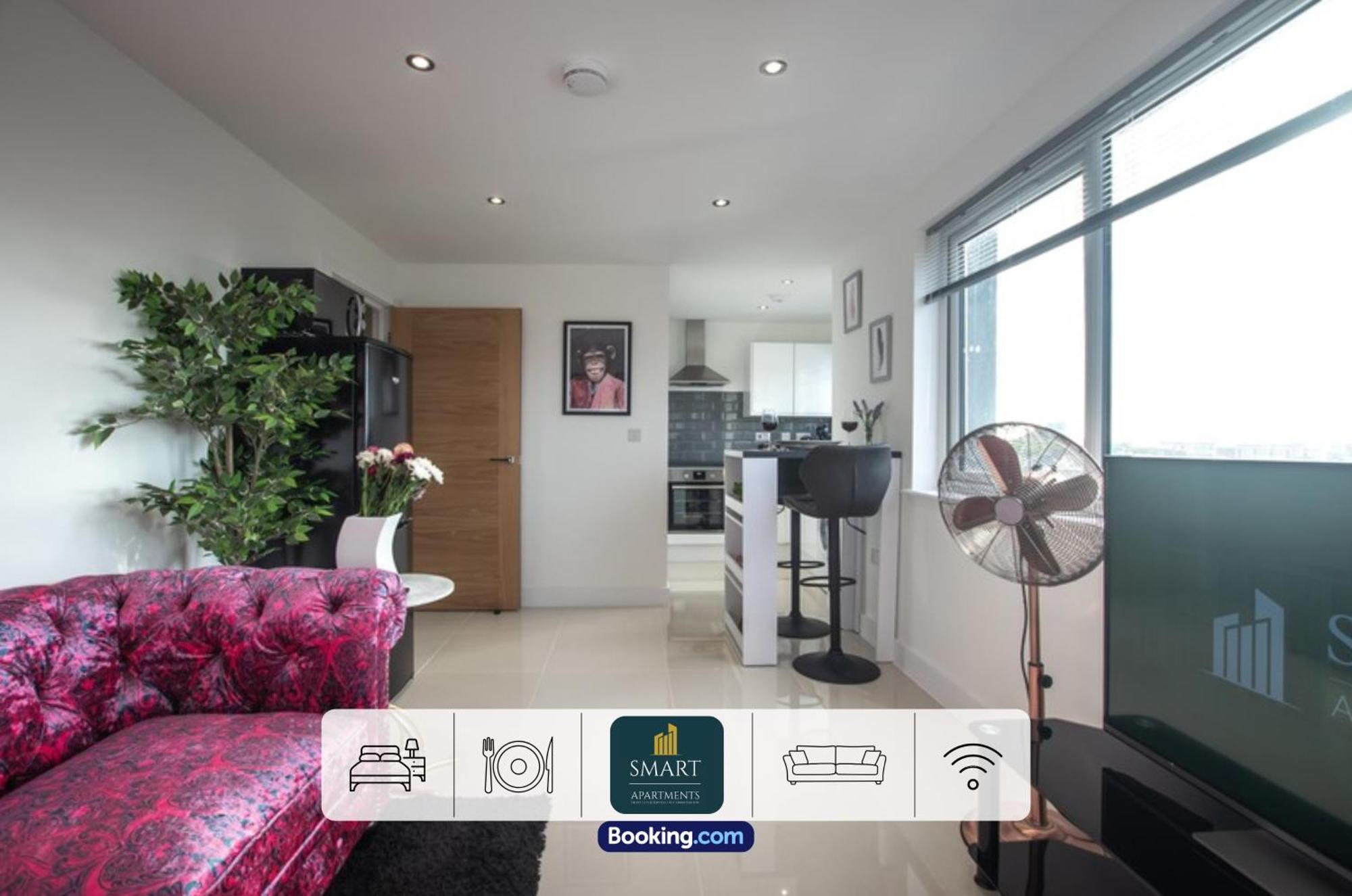 Relaxing Atlantic Mansions By Smart Short Lets & Serviced With Free Wifi Southampton