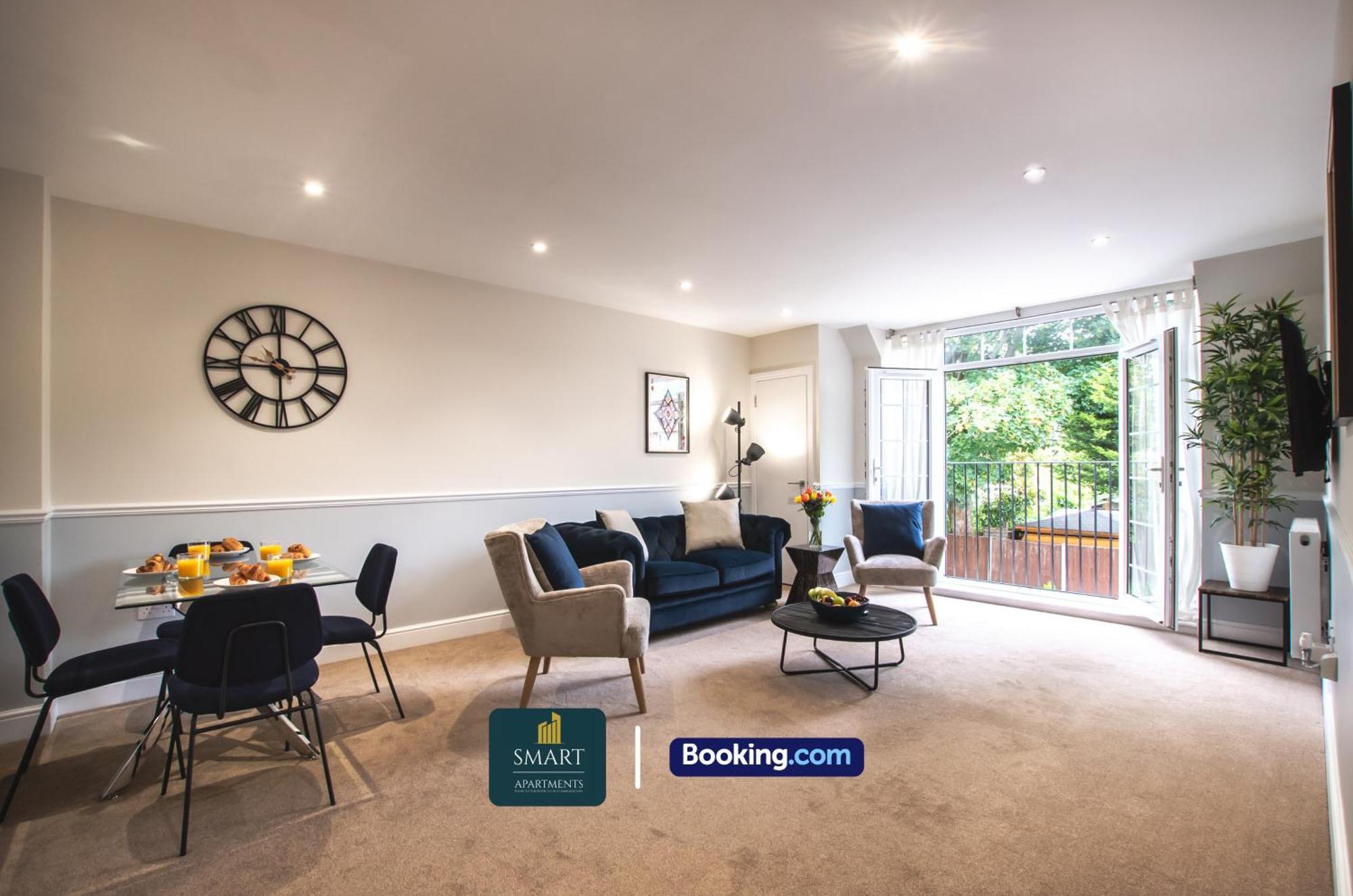 2 Bedroom By Smart Short Lets & Serviced With Free Wifi