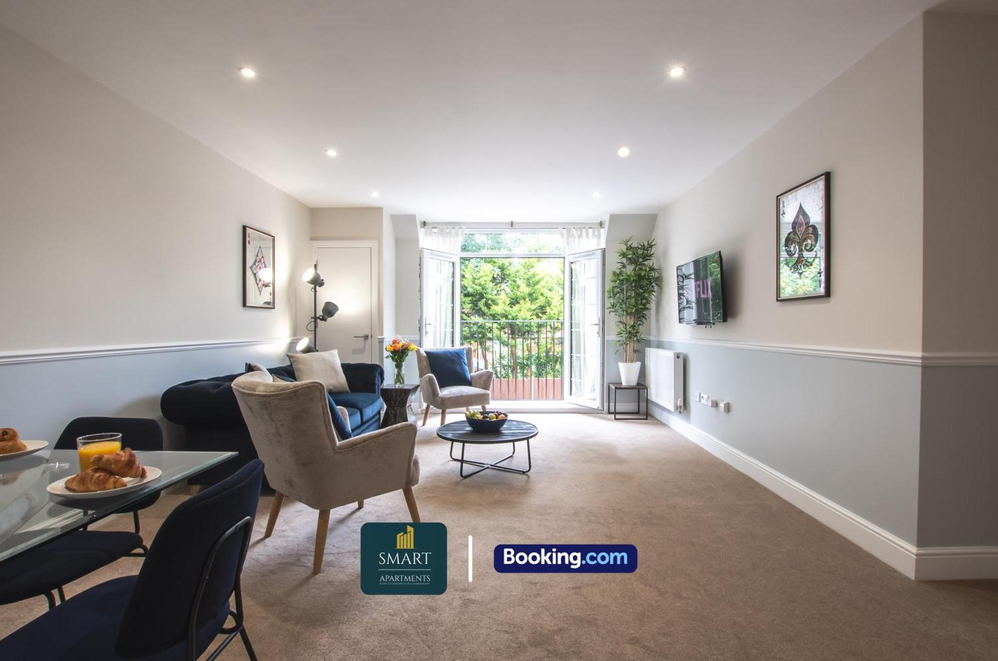 Apartment 2 Bedroom By Smart Short Lets & Serviced With Free Wifi
