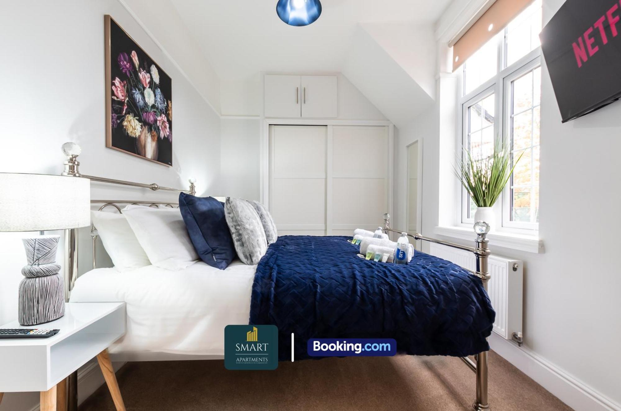 Apartment 2 Bedroom By Smart Short Lets & Serviced With Free Wifi