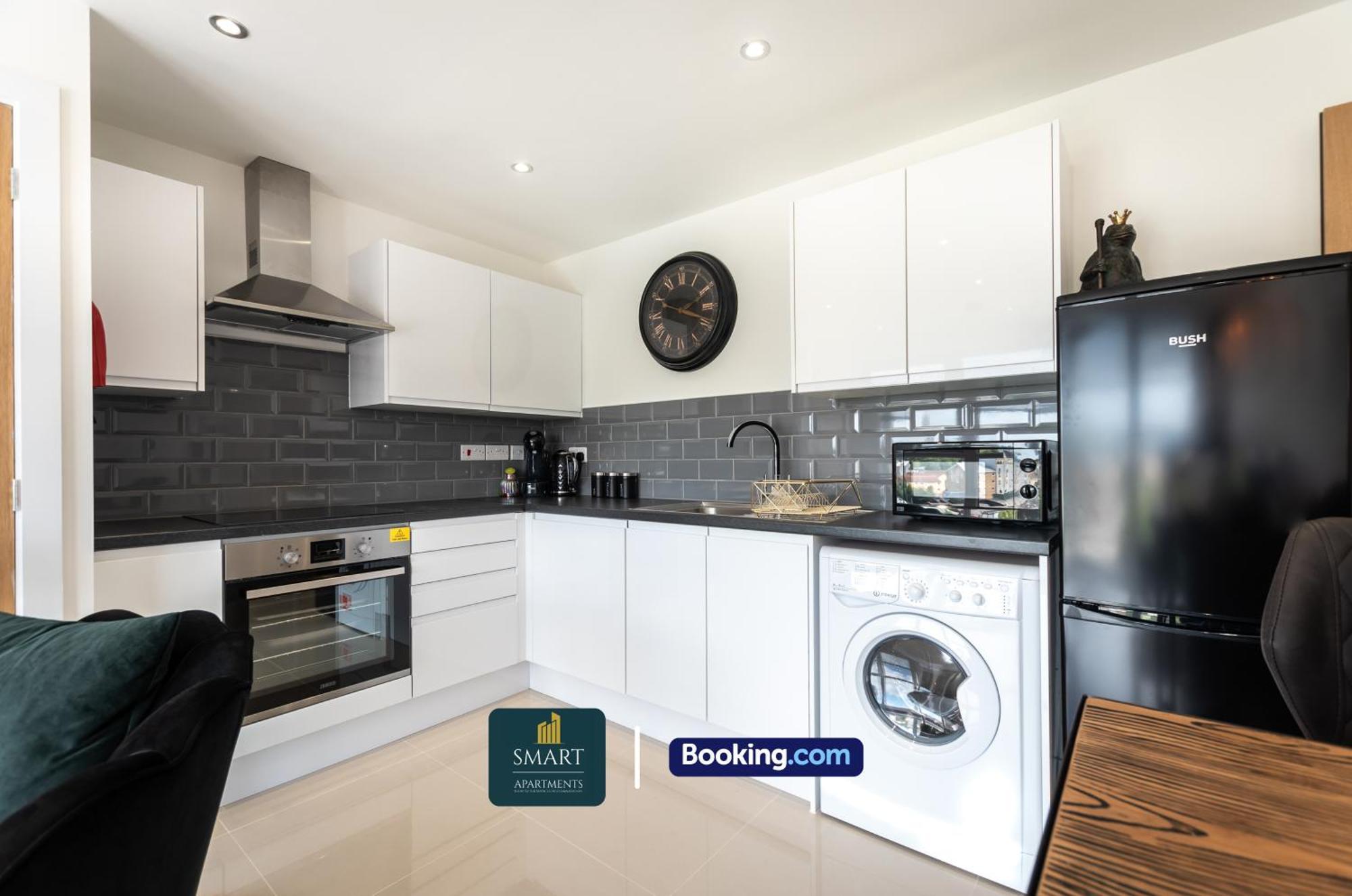 Relaxing Atlantic Mansions By Smart Short Lets & Serviced With Free Wifi