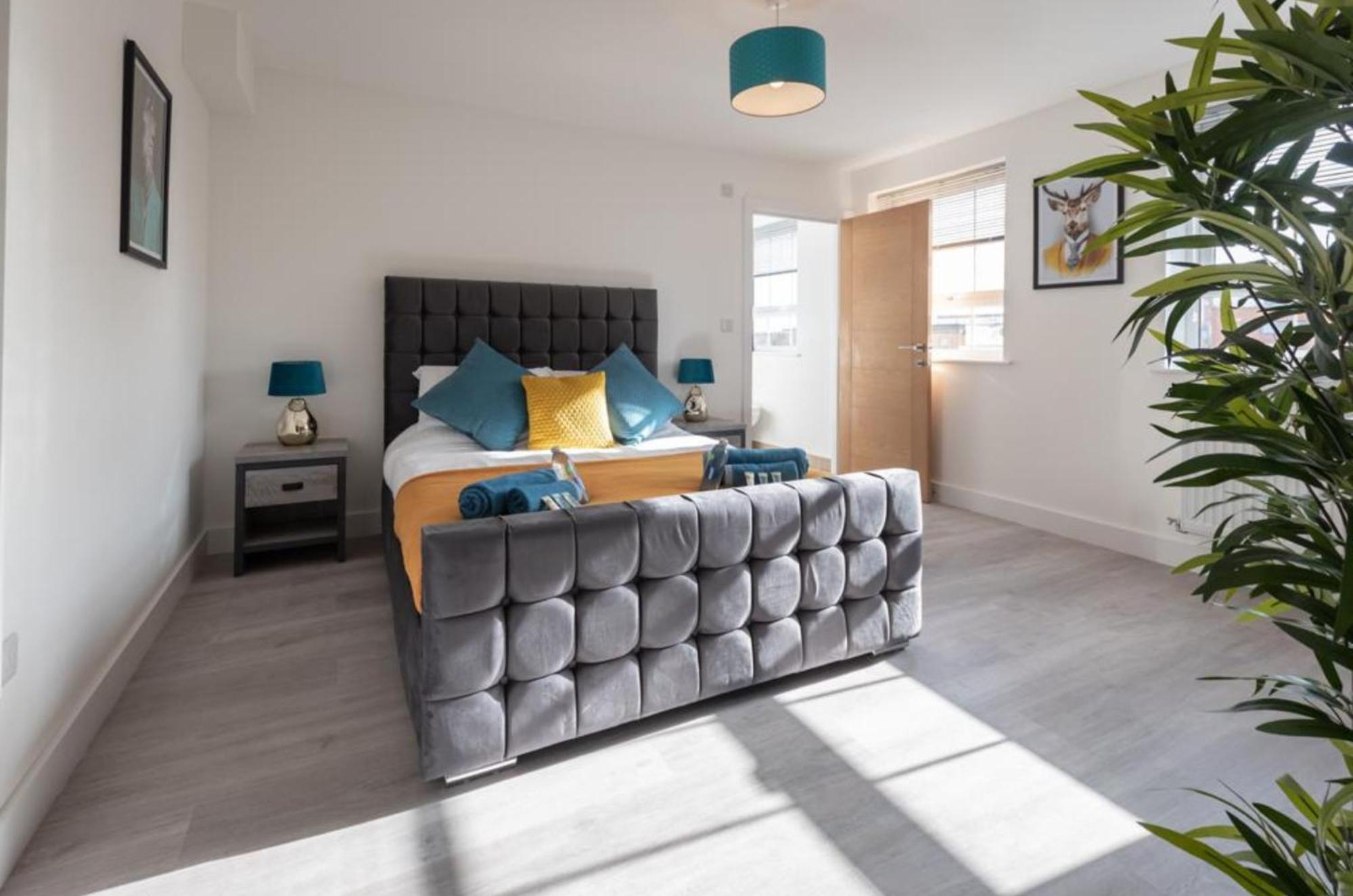 Relaxing Atlantic Mansions By Smart Short Lets & Serviced With Free Wifi
