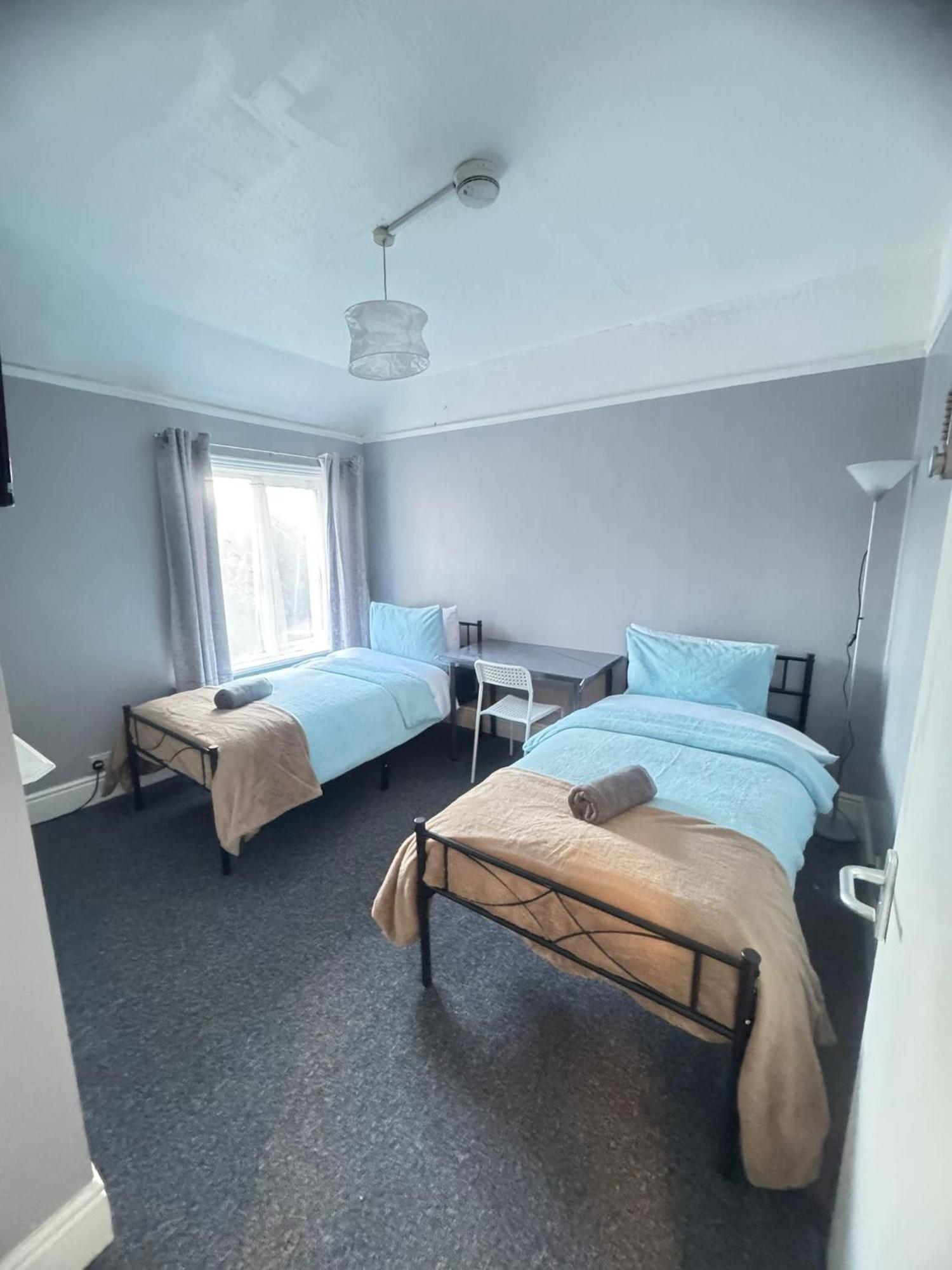 Shirley House 6, Guest House, Self Catering, Self Check In With Smart Locks, Use Of Fully Equipped Kitchen, Close To Centre, Ideal For Longer Stays, Excellent Transport Links Casa de hóspedes Southampton