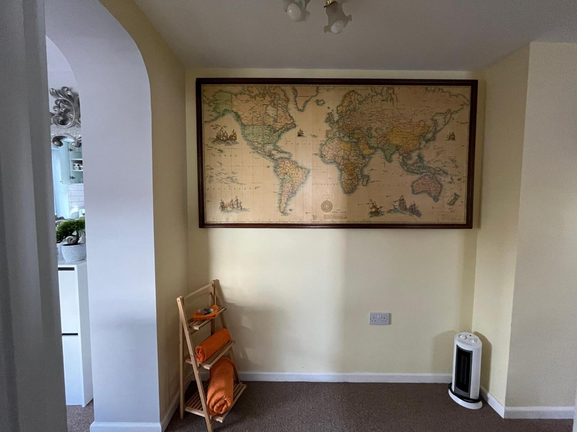 Quest Fulfiller - Near General Hospital, Free Parking & Garden