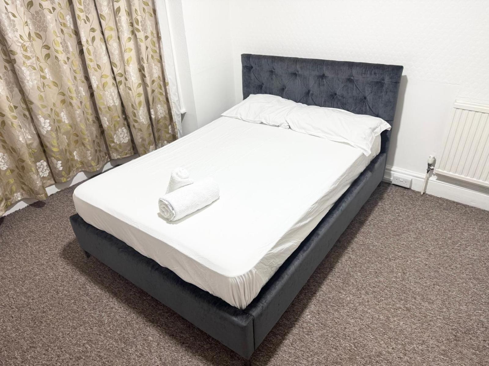 Serene 1 - 5 Guest house Southampton