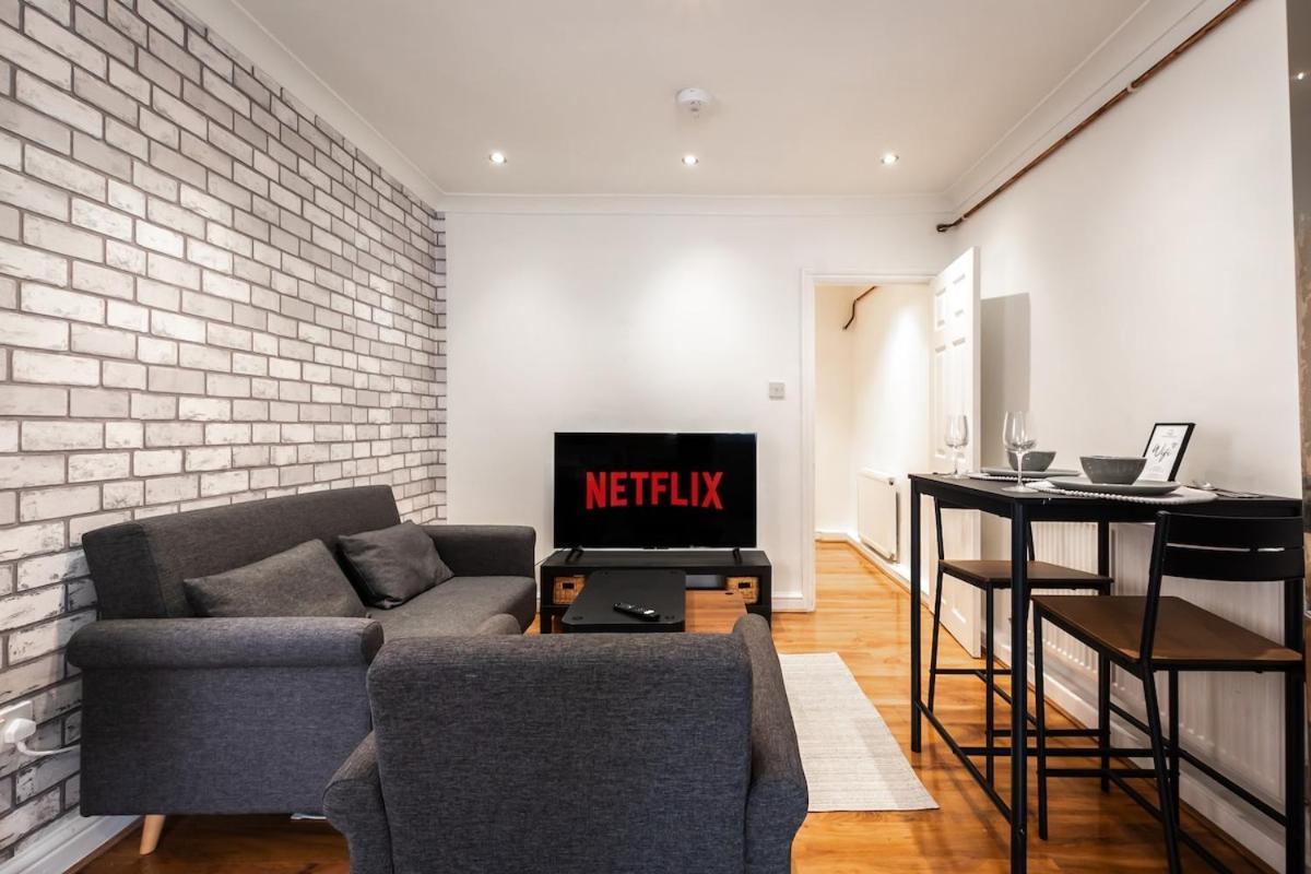 Modern 2-bedroom In A Converted Near Centre * Southampton