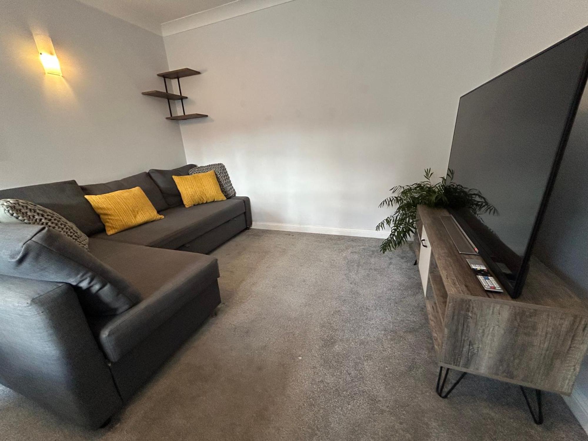 Holiday home Retreat King & Double With Parking Southampton