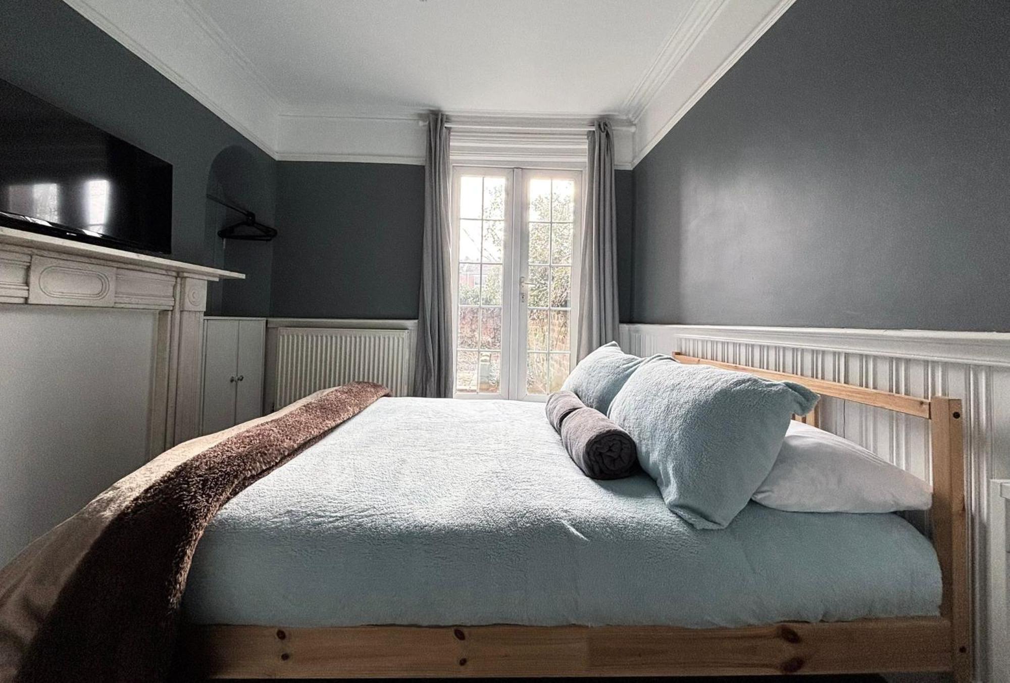Shirley House 6, Guest House, Self Catering, Self Check In With Smart Locks, Use Of Fully Equipped Kitchen, Close To Centre, Ideal For Longer Stays, Excellent Transport Links Southampton