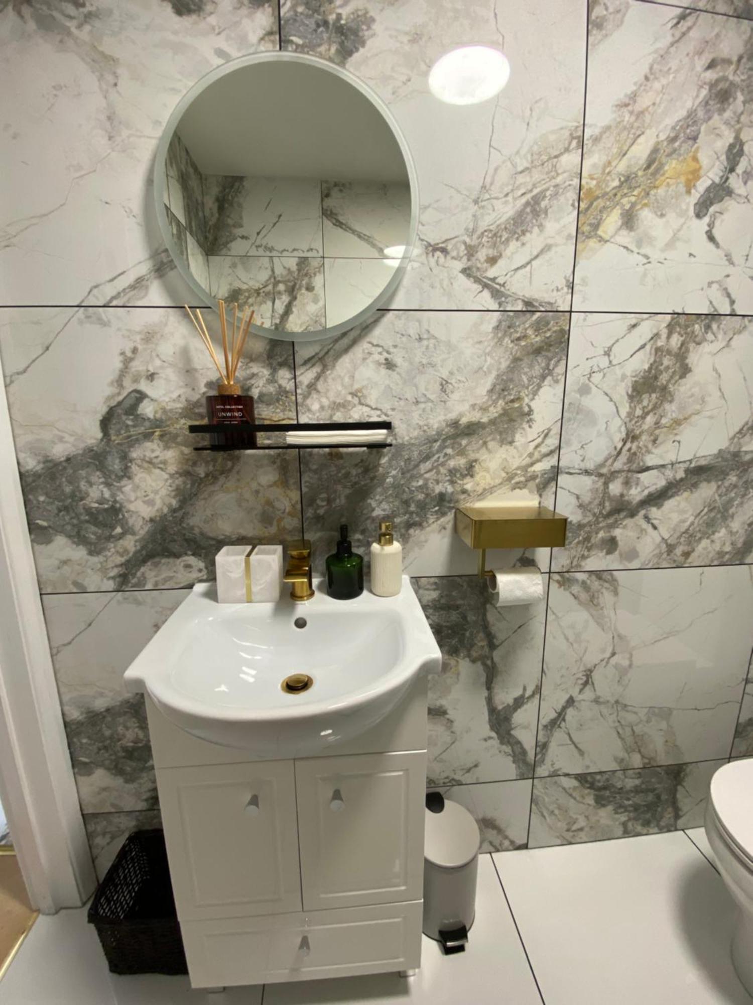 Vixen House Apartment