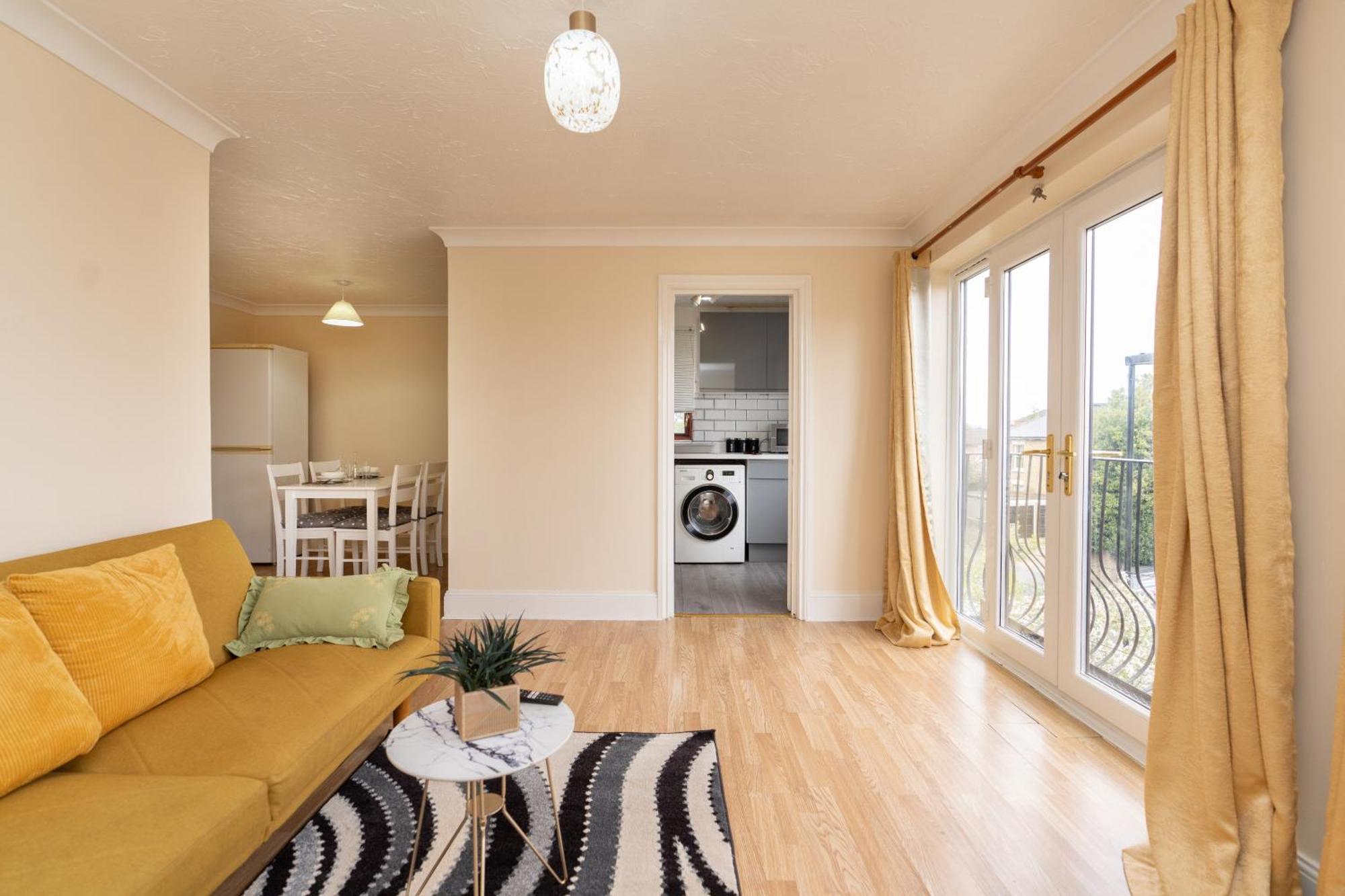 Apartment Centrally Located Cozy In Southampton