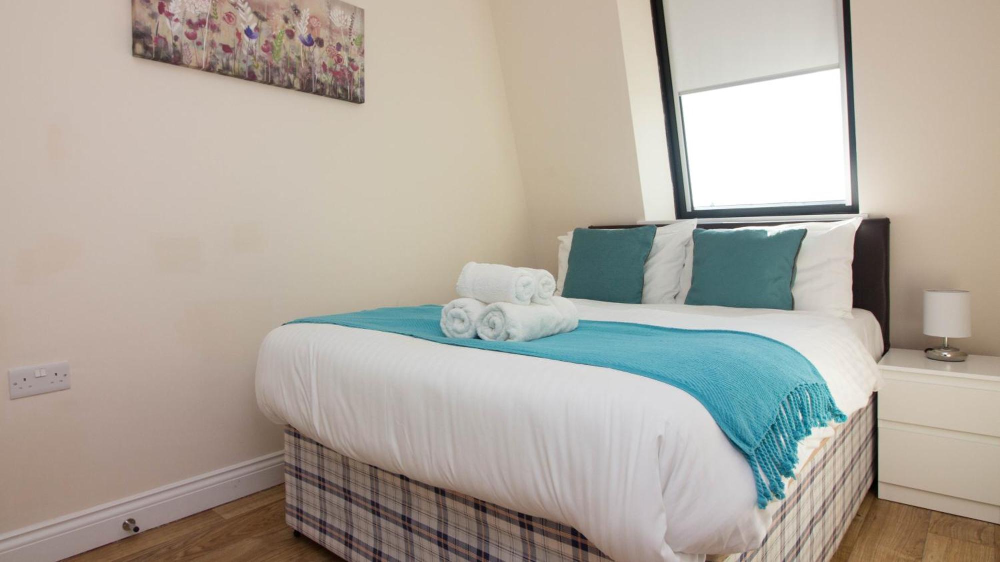 Apartment Stayzo Premiere Serviced Accommodation-17 *