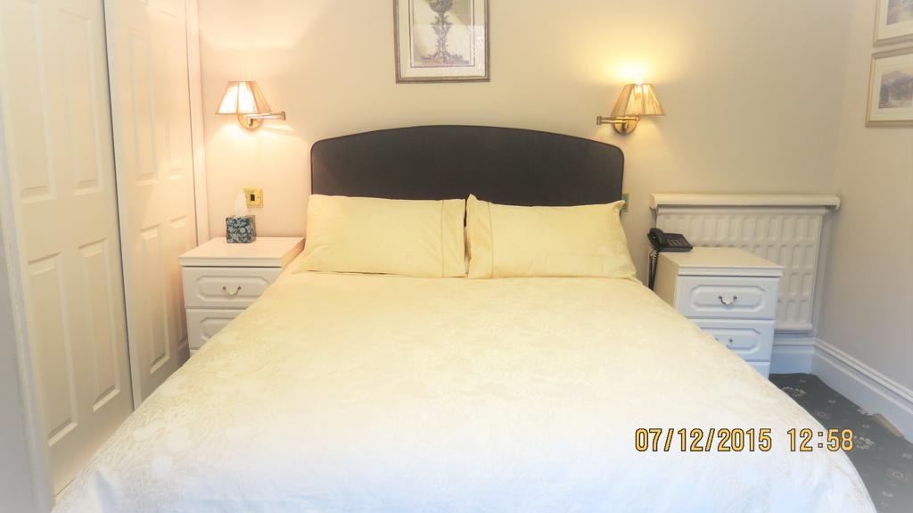 Guest house Hunters 4*