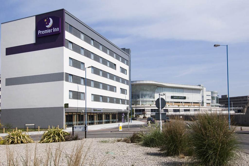Hotel Premier West Quay 3*